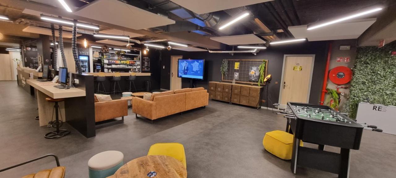 Auberge Jeunesse Charleroi Youth Hostel Bagian luar foto