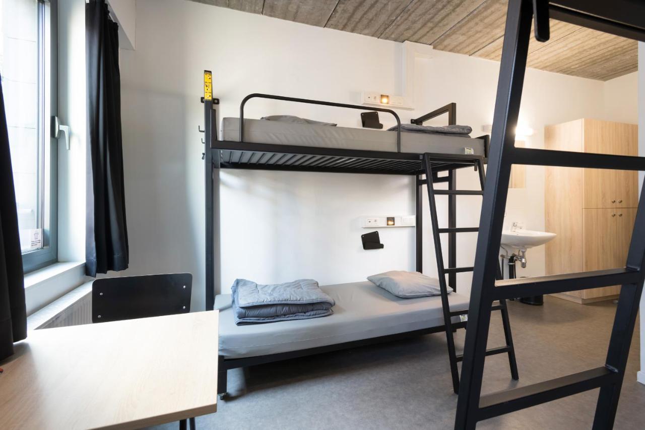 Auberge Jeunesse Charleroi Youth Hostel Bagian luar foto