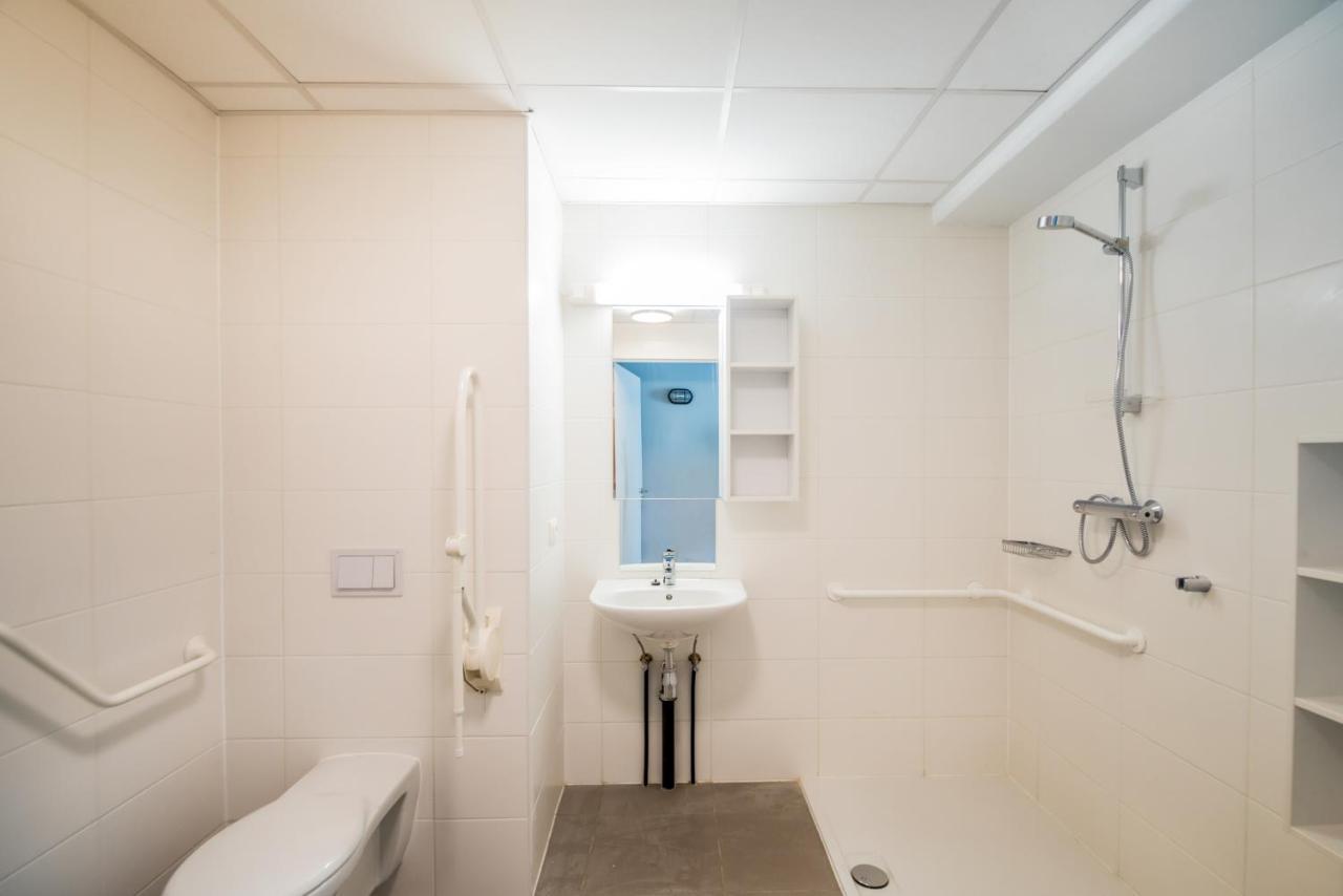 Auberge Jeunesse Charleroi Youth Hostel Bagian luar foto